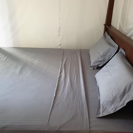 Julianu Hotel Tangalle Kültér fotó