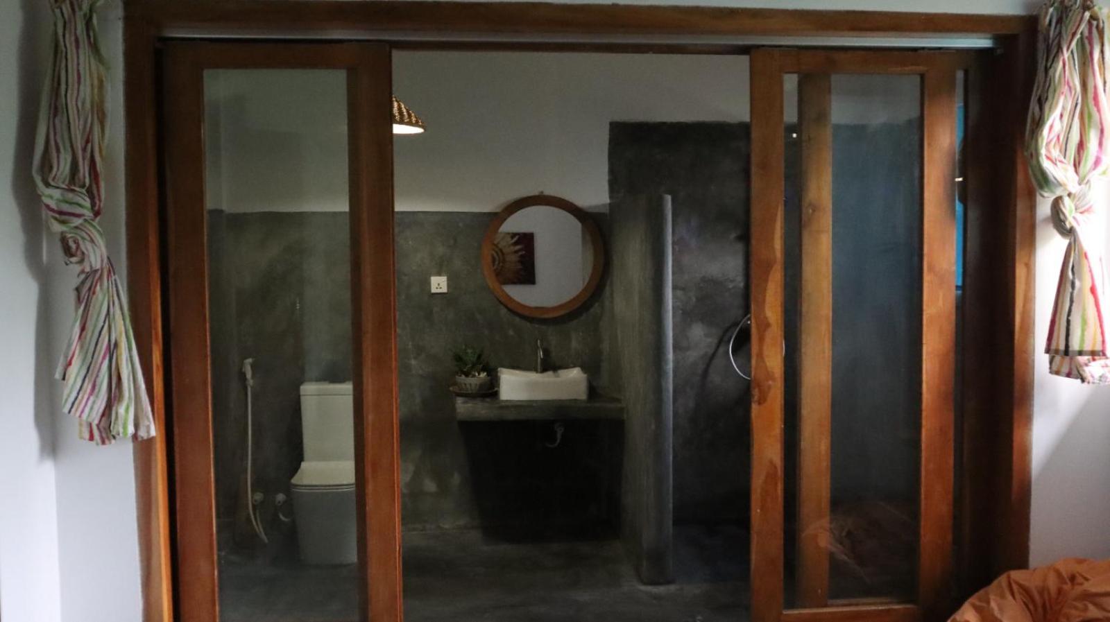 Julianu Hotel Tangalle Kültér fotó