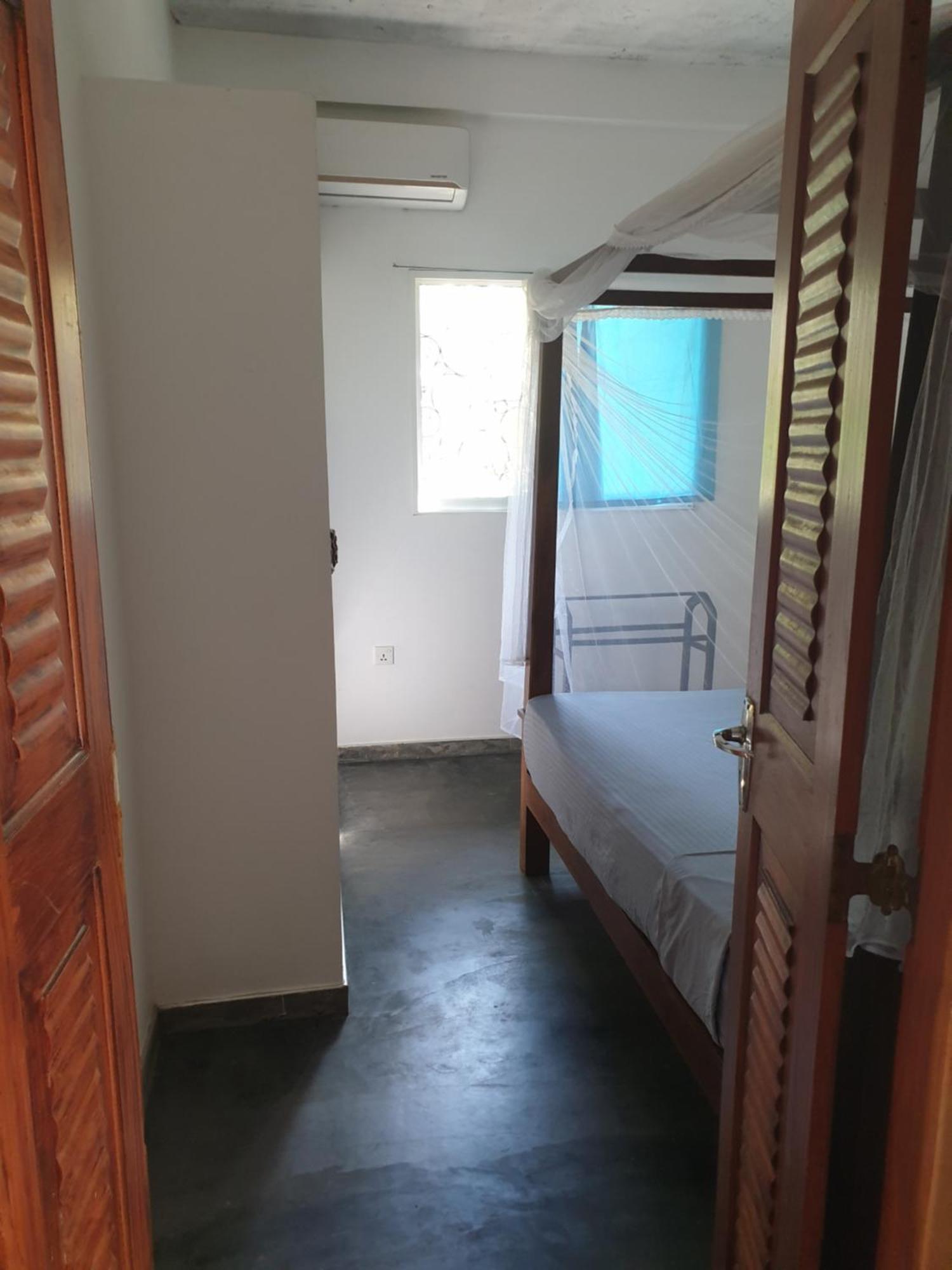 Julianu Hotel Tangalle Kültér fotó